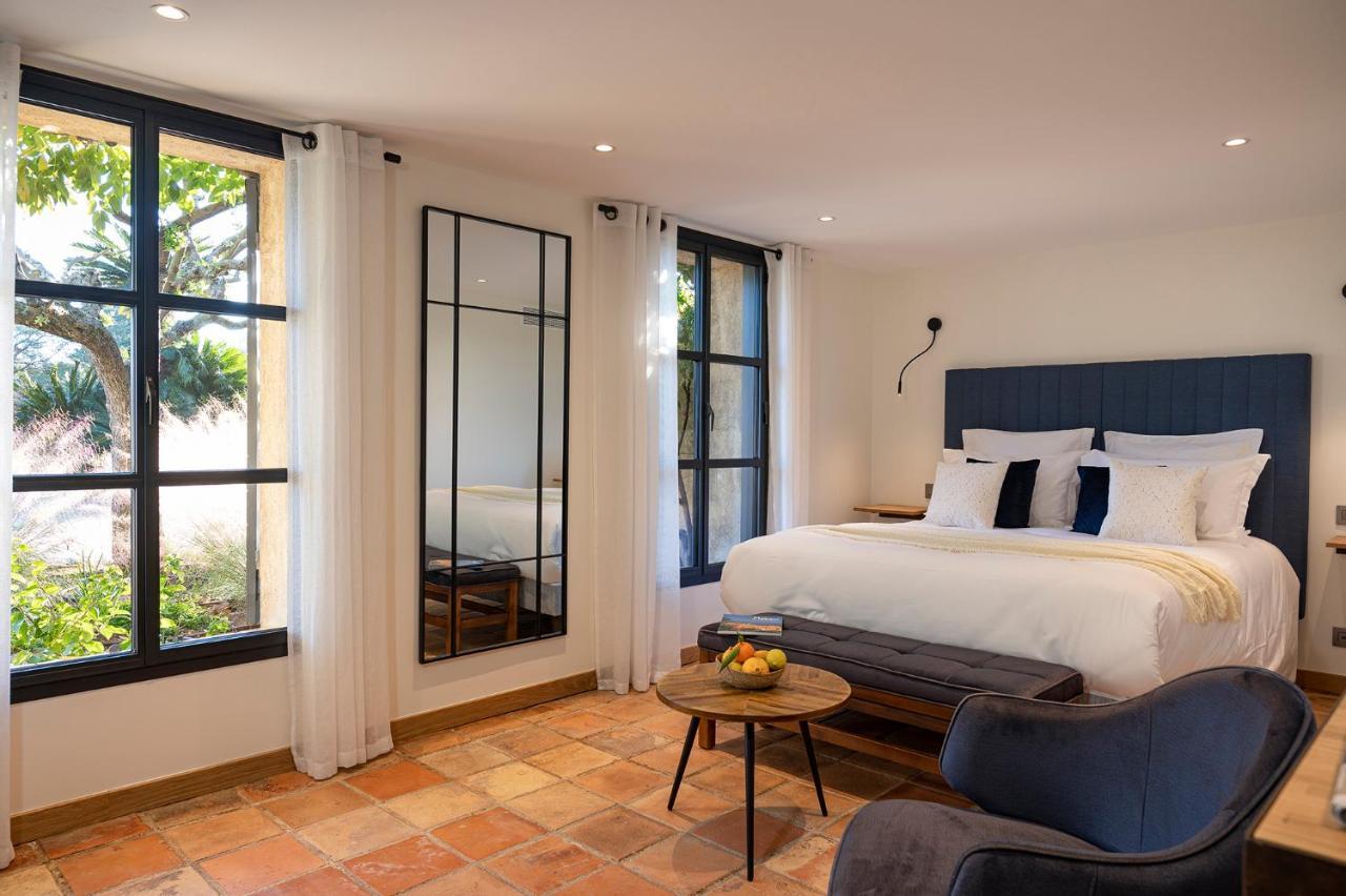 Le Clos De Mansart Grimaud Eksteriør billede